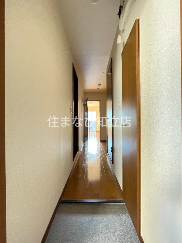 玄関　別部屋写真