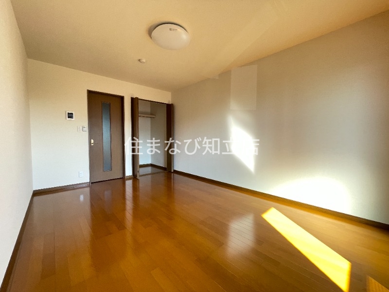 居室・リビング　別部屋写真