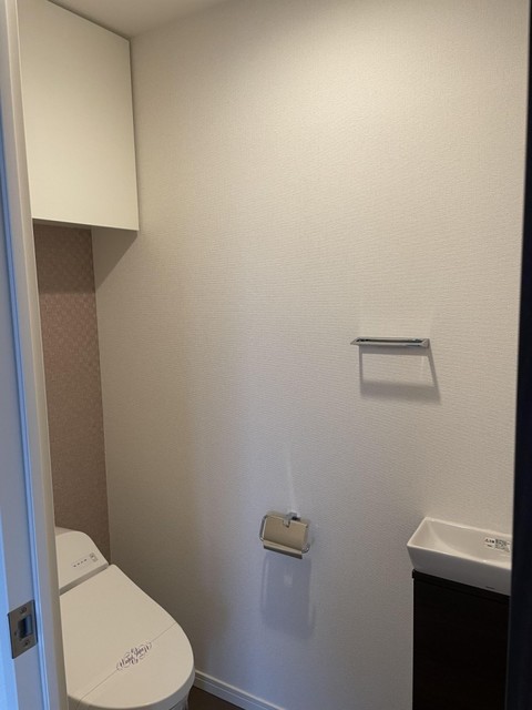 トイレ　【トイレ】前回募集時写真です。現況を優先します。