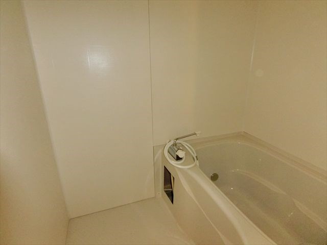 バス・シャワールーム　※同物件別部屋参考画像