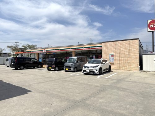 コンビニ　セブンイレブン 高蔵寺町店（コンビニ）まで524m