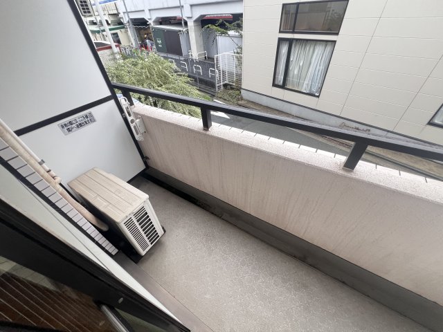 バルコニー　南東向きのバルコニー