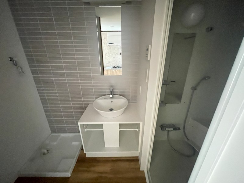 洗面設備　※402号室の写真です。