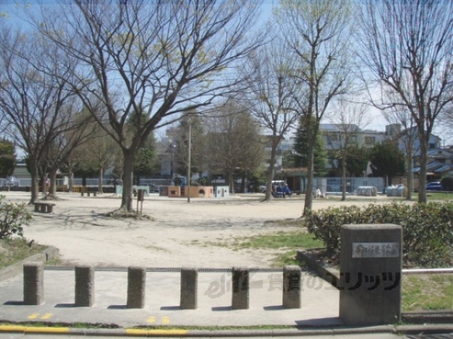 公園　井御料児童公園（公園）まで200m