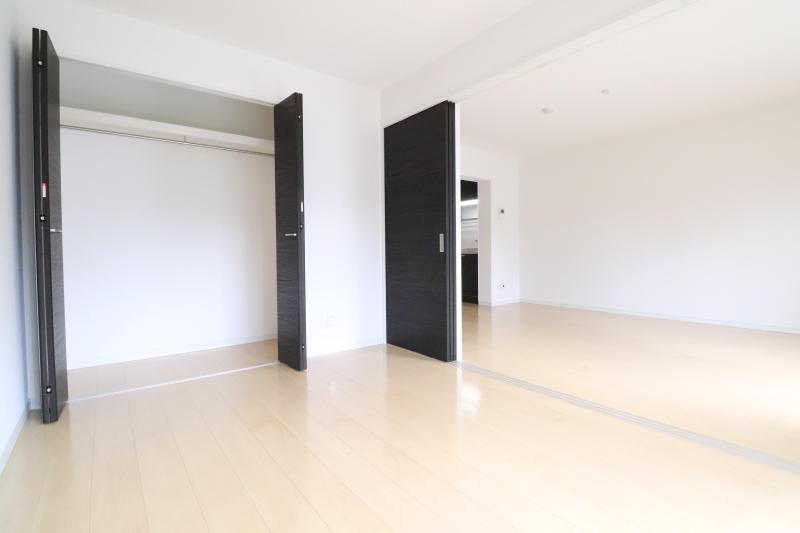 収納　5.8帖の洋室の収納