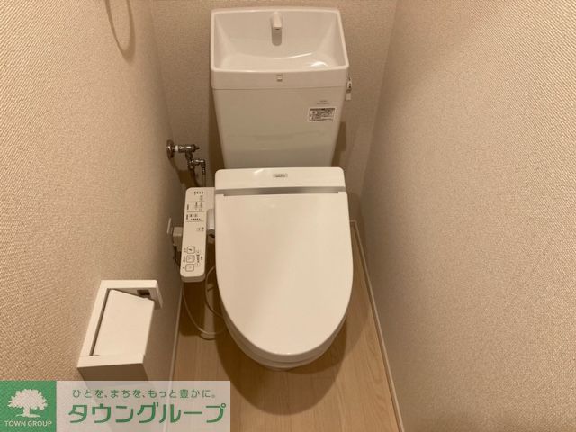 トイレ　号室によって間取りや仕様は異なります。