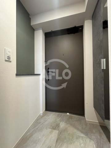 玄関　ブランシエスタ南吹田パークサイド　玄関