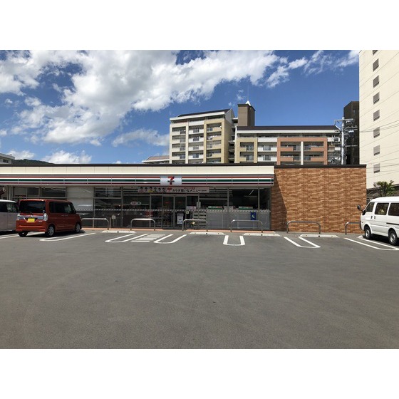 コンビニ　セブンイレブン長野柳町店（コンビニ）まで34m