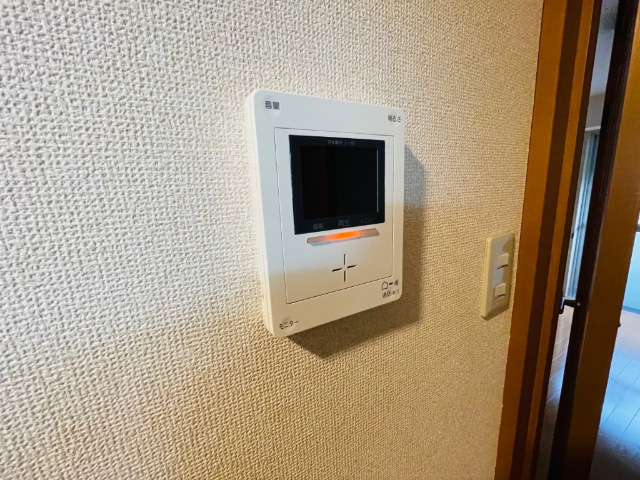 セキュリティ　モニター付きインターフォン