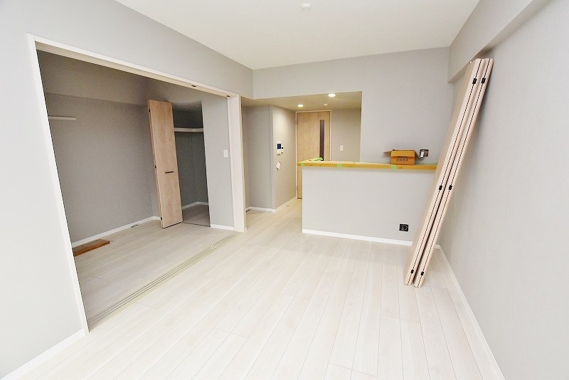 居室・リビング　★LDK12帖★