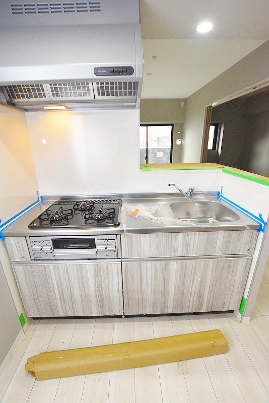 キッチン　★システムキッチン/3口コンロ★