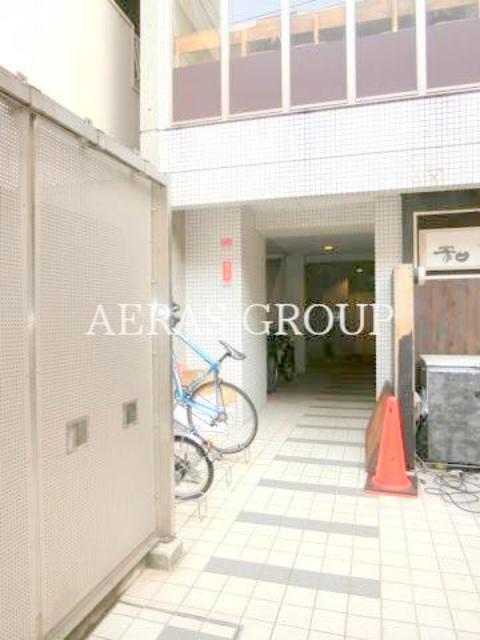 エントランス　エントランス