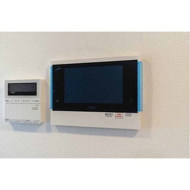 セキュリティ　モニター付きインターホンで防犯面も安心です！