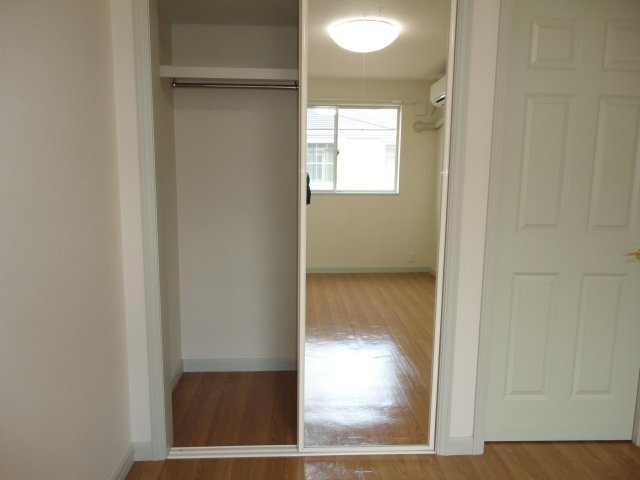 収納　クローゼット