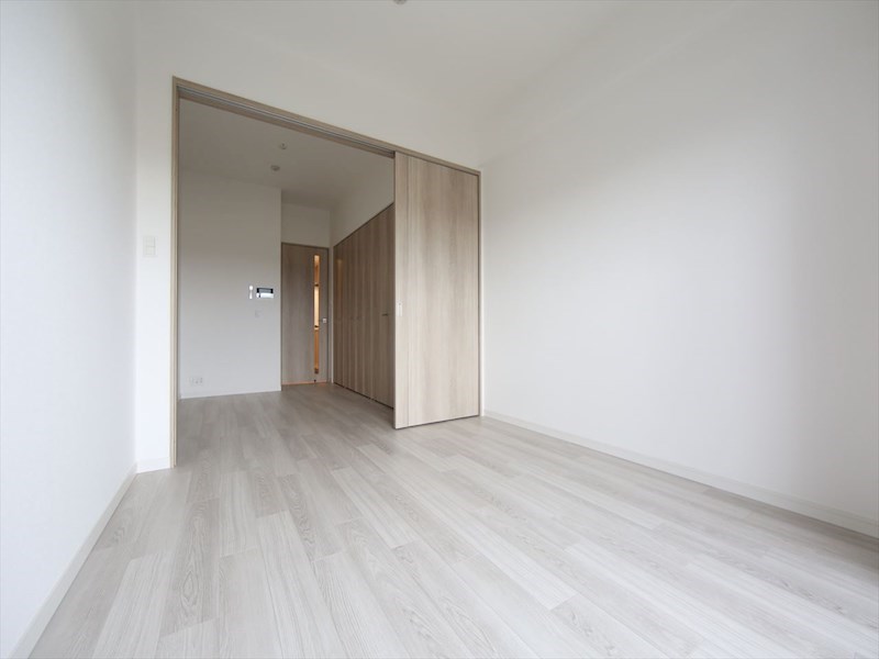 その他部屋・スペース　洋室6.3帖　洋室4帖　つなげても仕切っても使えます