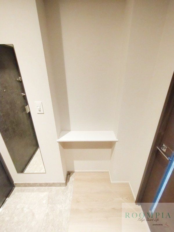 玄関　物件画像