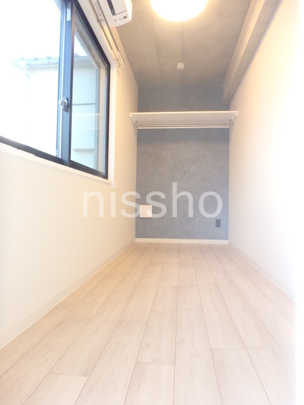 その他部屋・スペース　お洒落なアクセントクロスの寝室3.6帖