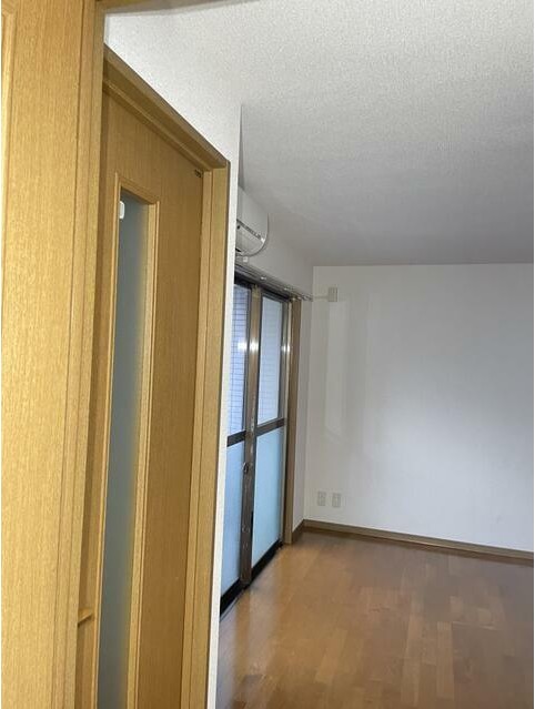 居室・リビング　使いやすい形の為、レイアウトを楽しめます♪