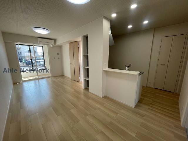 居室・リビング　TKY-A102