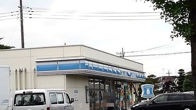 コンビニ　ローソン久喜葛梅二丁目店（コンビニ）まで500m