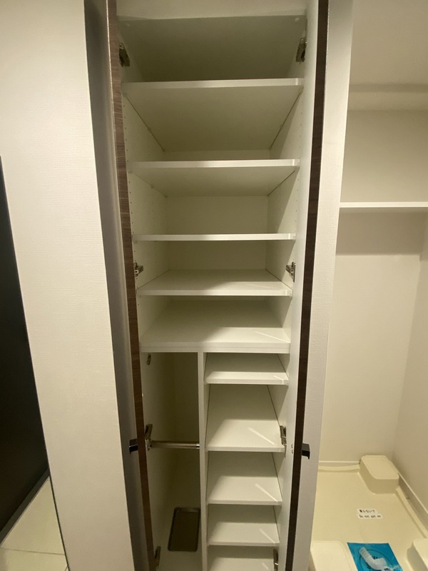 玄関　シューズボックス