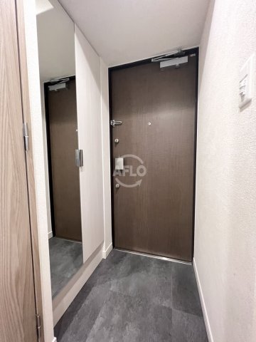 玄関　プレサンス天満橋ヴェルエラ　玄関