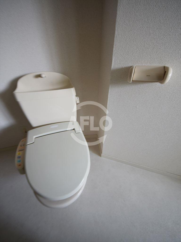 トイレ　ゼウス難波プレミアム　トイレ