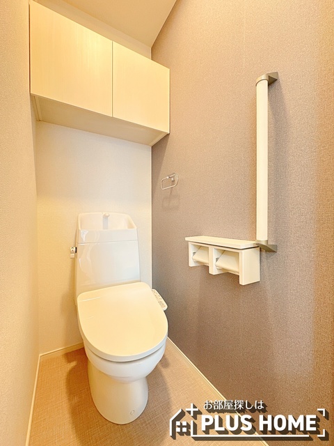 トイレ　類似写真