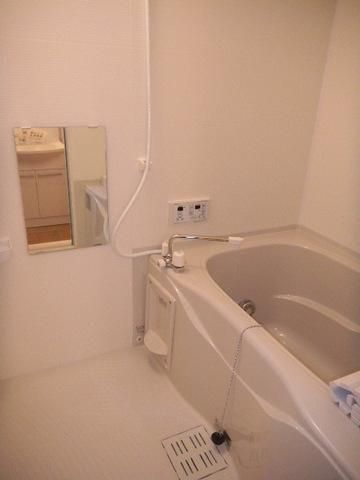 バス・シャワールーム　★追炊き＆浴室乾燥機！★