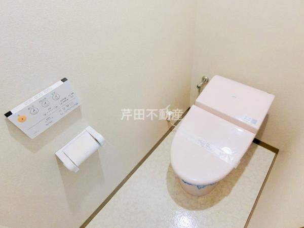 トイレ　別のお部屋の写真です。現状優先。