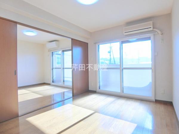 居室・リビング　写真は別のお部屋のイメージです