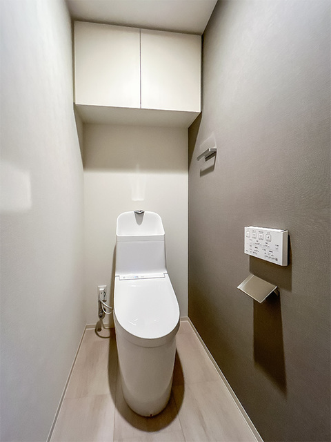 トイレ　※写真は同タイプ住戸です。