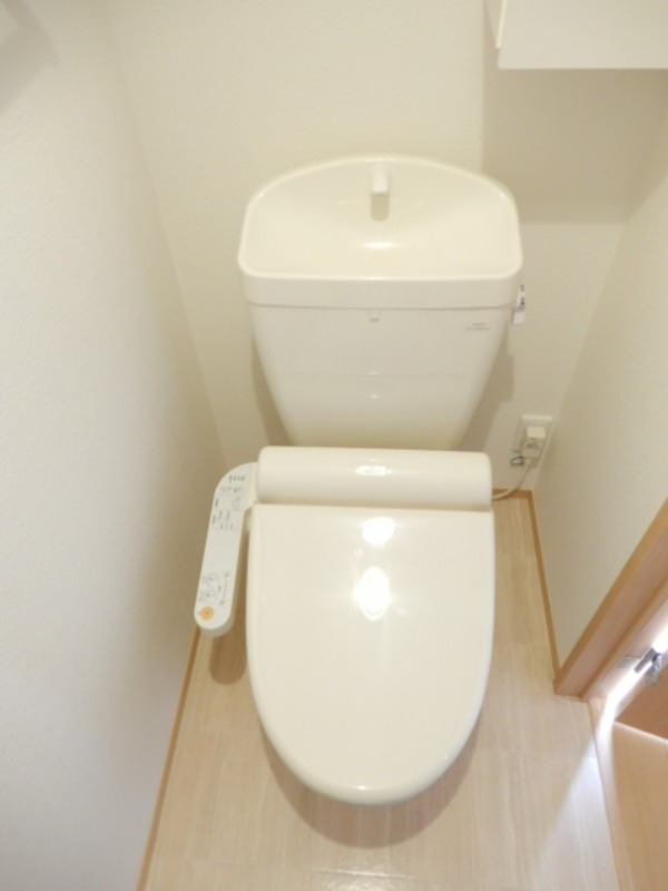 トイレ　図面と現状に相違がある場合には現状を優先