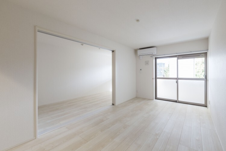 居室・リビング　使いやすい形の為、レイアウトを楽しめます♪