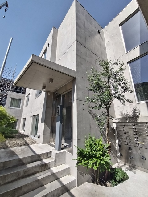 建物外観　モダンな外観のＲＣ造マンション☆