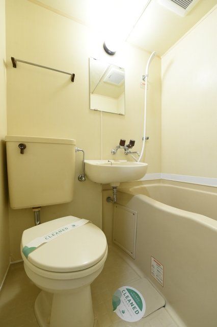 バス・シャワールーム