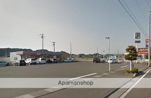 コンビニ　セブンイレブン（コンビニ）まで437m