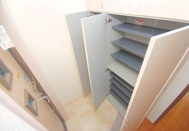 その他設備　下駄箱