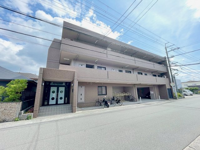 建物外観　外観は落ち着いています