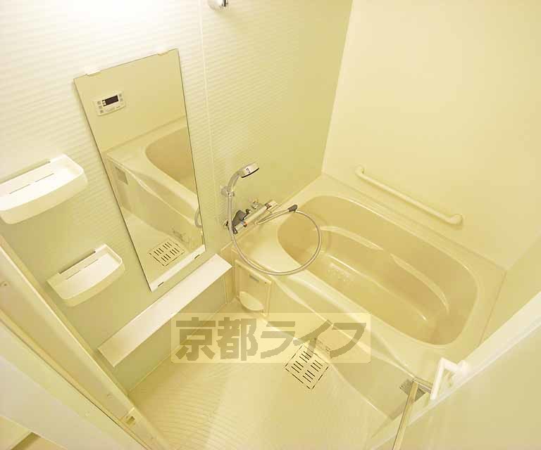 バス・シャワールーム　お風呂です。