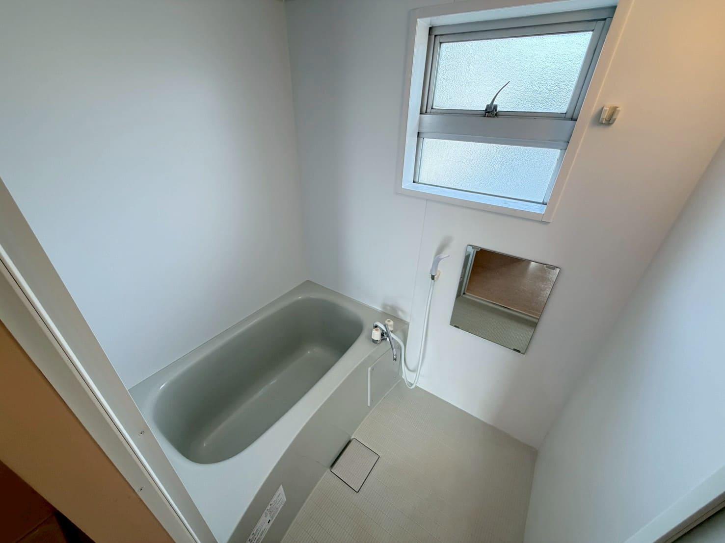 バス・シャワールーム　浴室