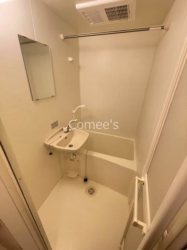 バス・シャワールーム　バスルーム