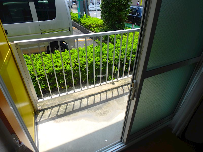 バルコニー　ベランダ