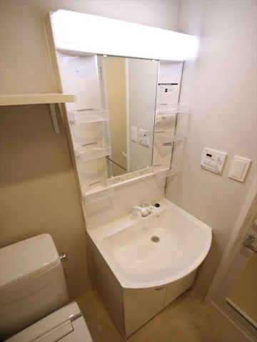 洗面設備　独立洗面化粧台