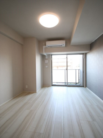 居室・リビング　7帖洋室