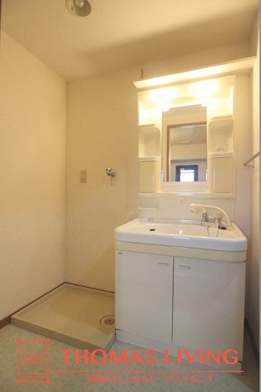 洗面設備　※写真を準備中のため、同物件の別室写真をご参照ください。