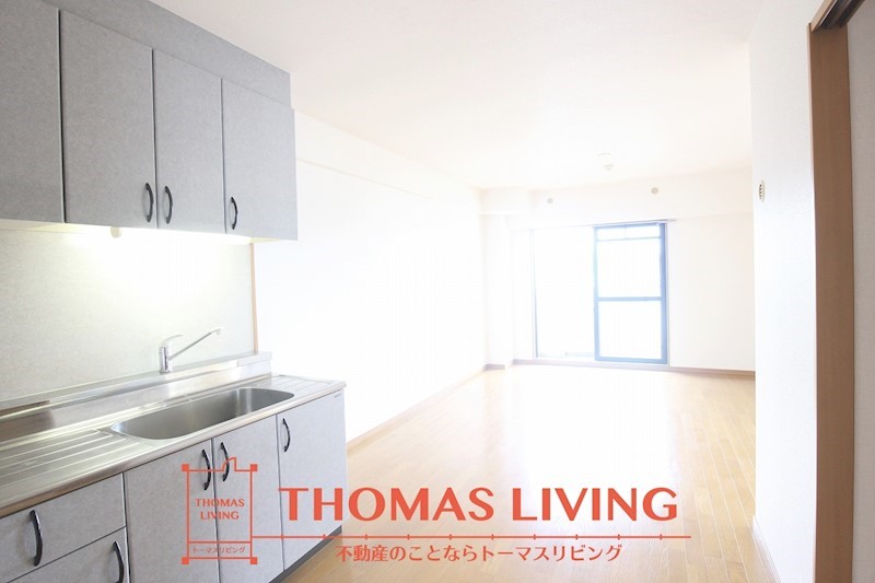 居室・リビング　※写真を準備中のため、同物件の別室写真をご参照ください。