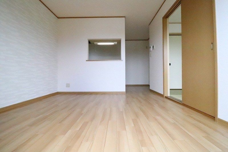 居室・リビング　※反転写真使用