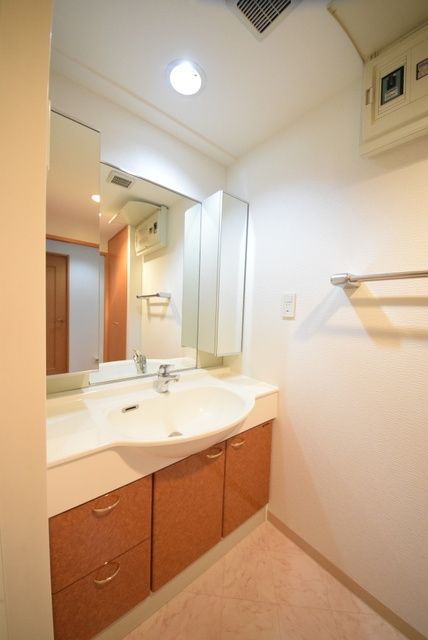 洗面設備　☆内見のご予約はタウンハウジング八王子店まで☆