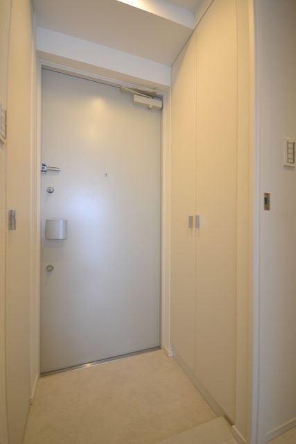 玄関　パークサイド湯島台